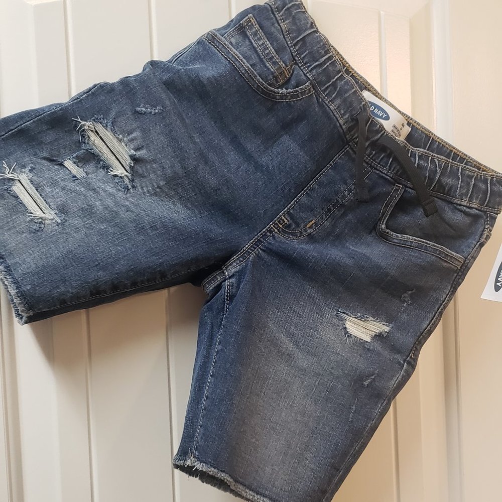 Old Navy slim shorts